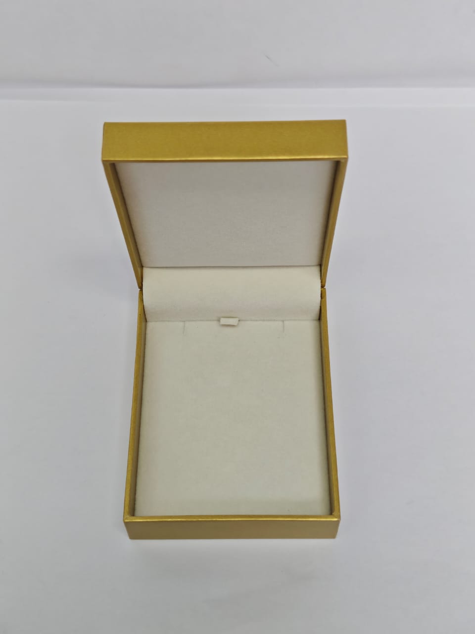 Custom Luxury Jewelry and Cosmetic Paper Packaging Box - Image 6