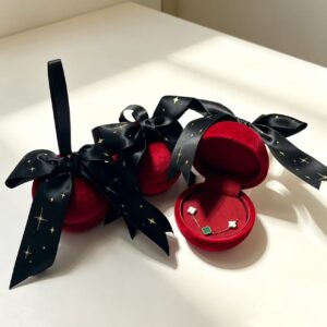 Round Red Velvet Jewelry Boxes